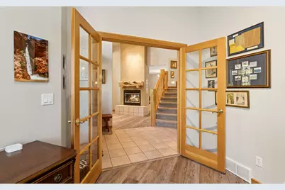 2614 E Tuxedo Cir, Cottonwood Heights, UT 84093 - Photo 8