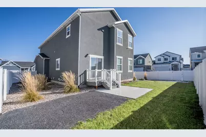 1617 S Haven Pkwy, West Haven, UT 84401 - Photo 30