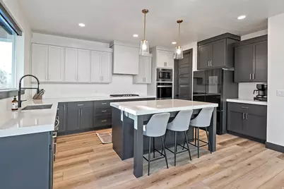 423 W Red Wolf Dr, Saratoga Springs, UT 84045 - Photo 16