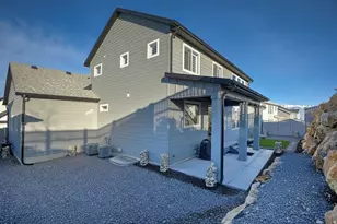 423 W Red Wolf Dr, Saratoga Springs, UT 84045 - Photo 4