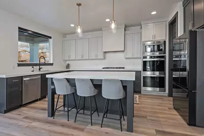 423 W Red Wolf Dr, Saratoga Springs, UT 84045 - Photo 14