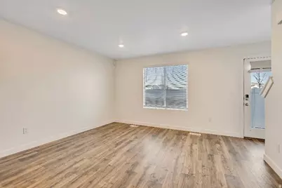 1138 E Pilot St, Saratoga Springs, UT 84045 - Photo 10