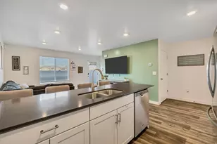 1138 E Pilot St, Saratoga Springs, UT 84045 - Photo 6