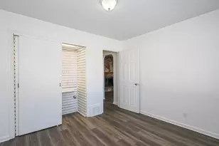 8459 S 300 E, Sandy, UT 84070 - Photo 30