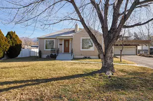 8459 S 300 E, Sandy, UT 84070 - Photo 2