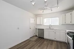 8459 S 300 E, Sandy, UT 84070 - Photo 22