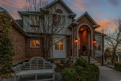 634 S Mountain View Cir E, North Salt Lake, UT 84054 - Photo 12