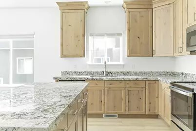 4728 E Lake Corner Dr, Eagle Mountain, UT 84005 - Photo 18