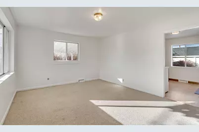 378 W 240 S, Tooele, UT 84074 - Photo 16