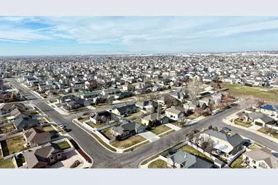 1141 N 2275 W, Layton, UT 84041 - Photo 34