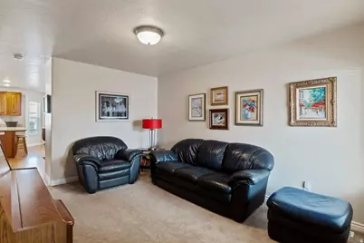 679 S Clearwater Falls Dr, Layton, UT 84041 - Photo 12