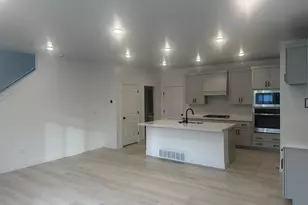 15 S Lunar Way Rd, Mapleton, UT 84664 - Photo 4