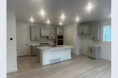 15 S Lunar Way Rd, Mapleton, UT 84664 - Photo 2