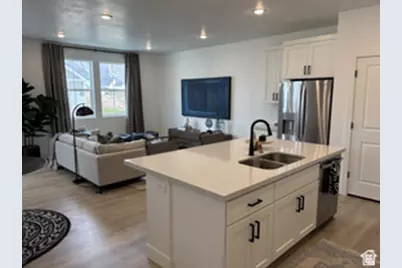 12 S Moonlit Rd, Mapleton, UT 84664 - Photo 4