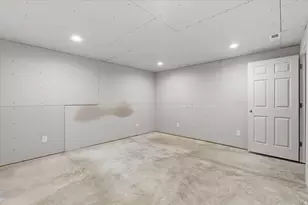 7211 N Clover Leaf Ln, Eagle Mountain, UT 84005 - Photo 22