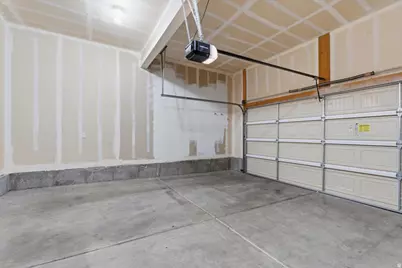 7211 N Clover Leaf Ln, Eagle Mountain, UT 84005 - Photo 24