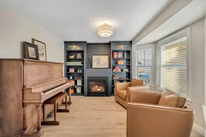 2043 E Brookings Dr, Draper (UT Cnty), UT 84020 - Photo 4