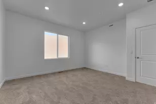 313 E Levengrove Dr, Lehi, UT 84043 - Photo 14