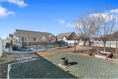 1398 N 2475 W, Clinton, UT 84015 - Photo 20