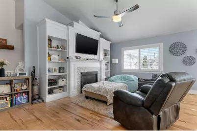 1398 N 2475 W, Clinton, UT 84015 - Photo 2