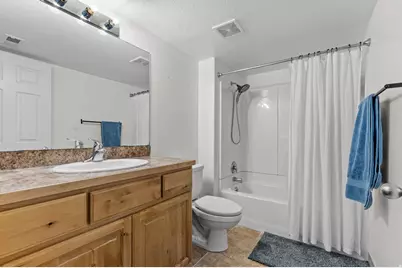 1398 N 2475 W, Clinton, UT 84015 - Photo 18