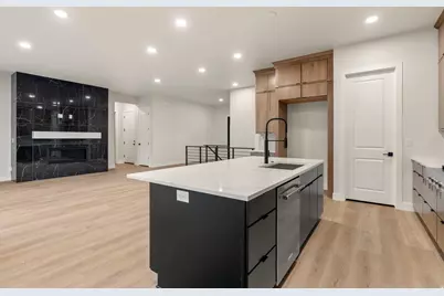 844 N Emery Ln #59, Elk Ridge, UT 84651 - Photo 8