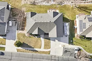 9483 N Avanyu Dr, Cedar Hills, UT 84062 - Photo 38