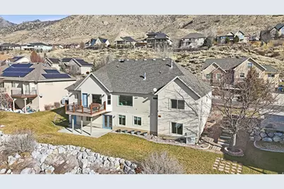 9483 N Avanyu Dr, Cedar Hills, UT 84062 - Photo 36