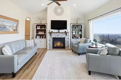 9483 N Avanyu Dr, Cedar Hills, UT 84062 - Photo 10