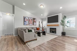 8433 S Jayson Dr, West Jordan, UT 84081 - Photo 8