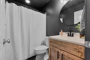 8433 S Jayson Dr, West Jordan, UT 84081 - Photo 16