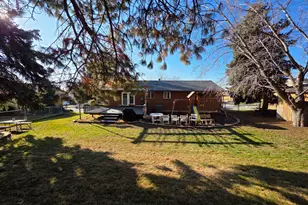 1366 Cottonwood Dr, Centerville, UT 84014 - Photo 18