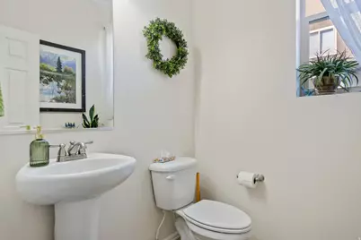 7562 S 4770 W, West Jordan, UT 84084 - Photo 10