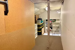 600 E Briarsprings Cir, Midvale, UT 84047 - Photo 24