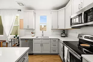 5227 W Reventon Dr, South Jordan, UT 84009 - Photo 4