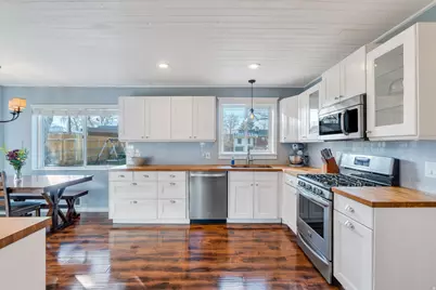 93 W 800 N, Bountiful, UT 84010 - Photo 8