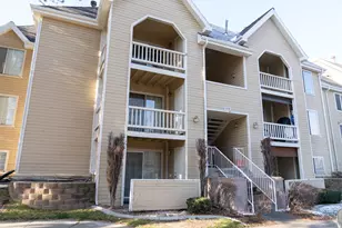 1222 E Waterside Cv, Cottonwood Heights, UT 84047 - Photo 1