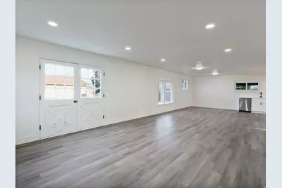 5229 S Kingswood Dr, Taylorsville, UT 84129 - Photo 8