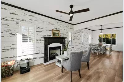 4552 W Windsor Cir N, Cedar Hills, UT 84062 - Photo 8