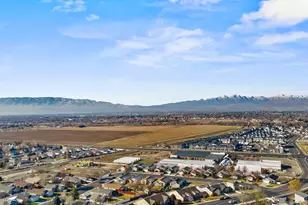 4552 W Windsor Cir N, Cedar Hills, UT 84062 - Photo 62