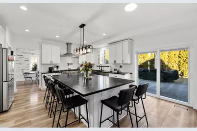 4552 W Windsor Cir N, Cedar Hills, UT 84062 - Photo 12