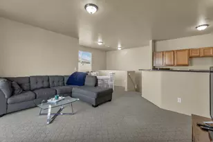 8427 S Ivy Gable W, West Jordan, UT 84081 - Photo 4