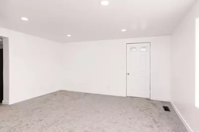 288 E 200 S, Salina, UT 84654 - Photo 8