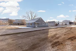 288 E 200 S, Salina, UT 84654 - Photo 4