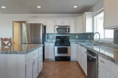 7246 W Juniper Tree Cv, Herriman, UT 84096 - Photo 14