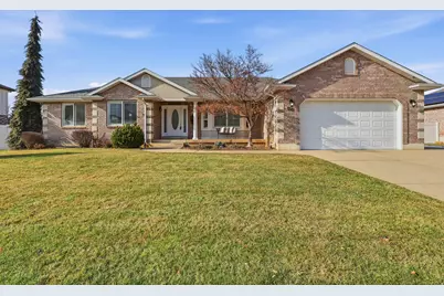 1261 N 2575 E, Layton, UT 84040 - Photo 50