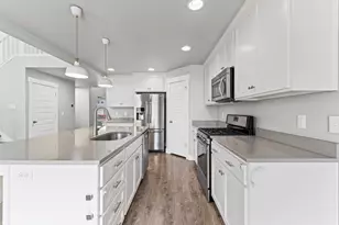 943 S 2150 W, Orem, UT 84058 - Photo 16