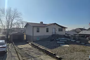 281 W 300 N, Kaysville, UT 84037 - Photo 2