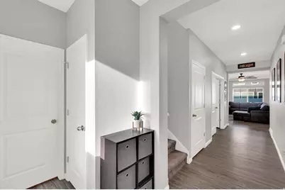322 S Buckhorn Bath Ave, Saratoga Springs, UT 84045 - Photo 2