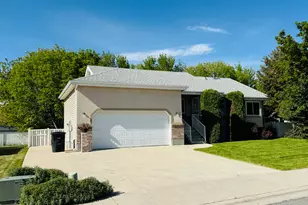 281 Winchester Dr, Springville, UT 84663 - Photo 2